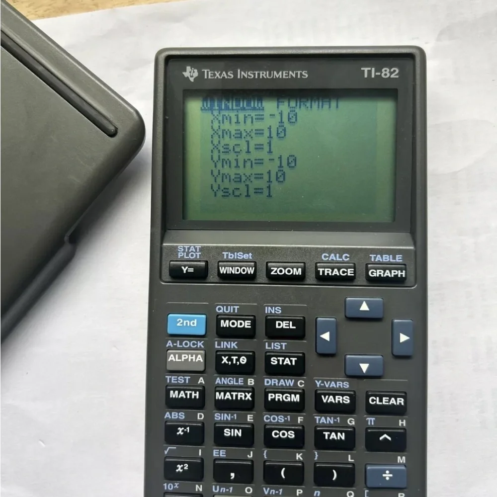 Texas Instrument TI 82 Graphing Calculator W Cover Tested